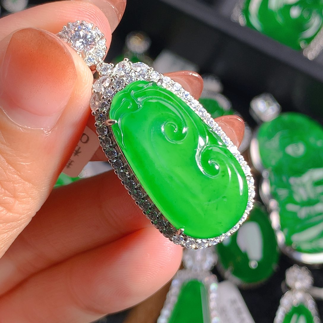 翡翠吊坠(不含链)未镶嵌