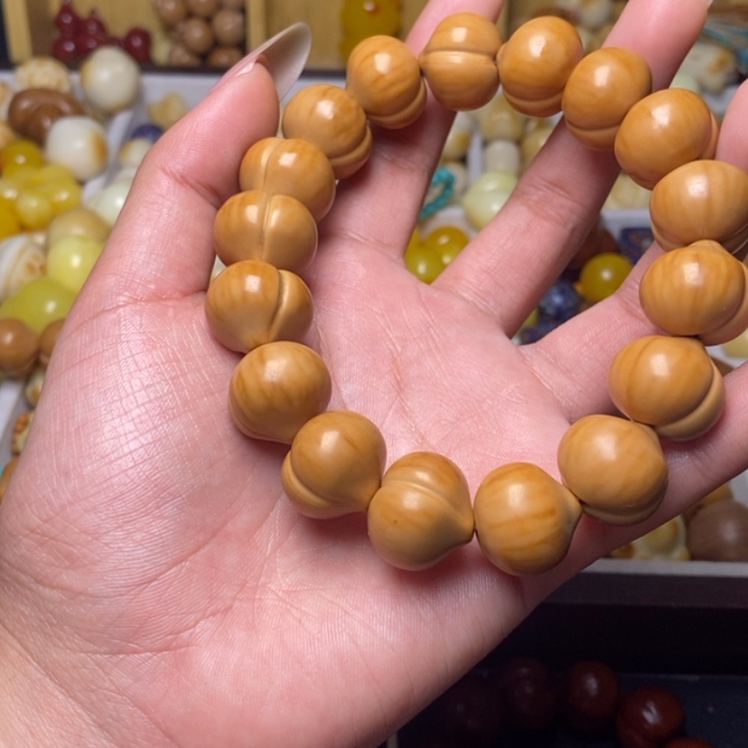 【闪购商品】吊坠猴头核桃T**t