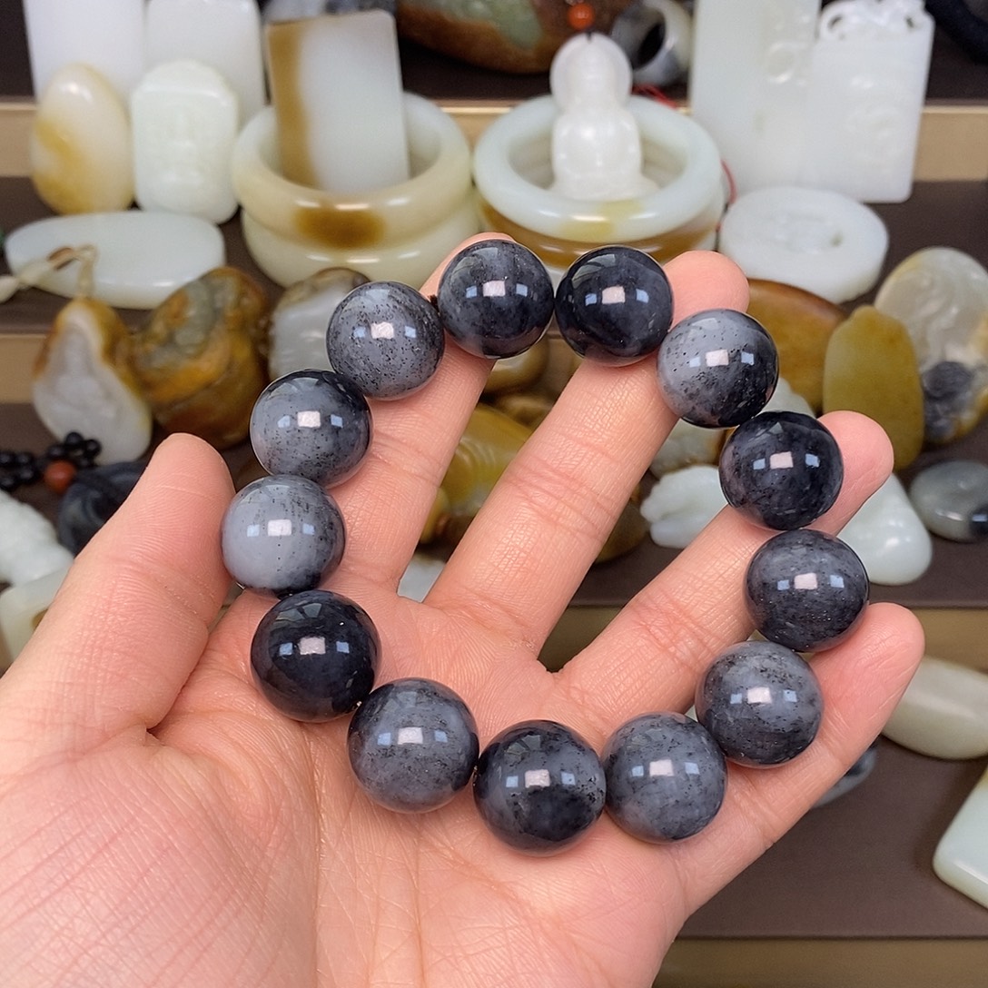 和田玉未镶嵌手串