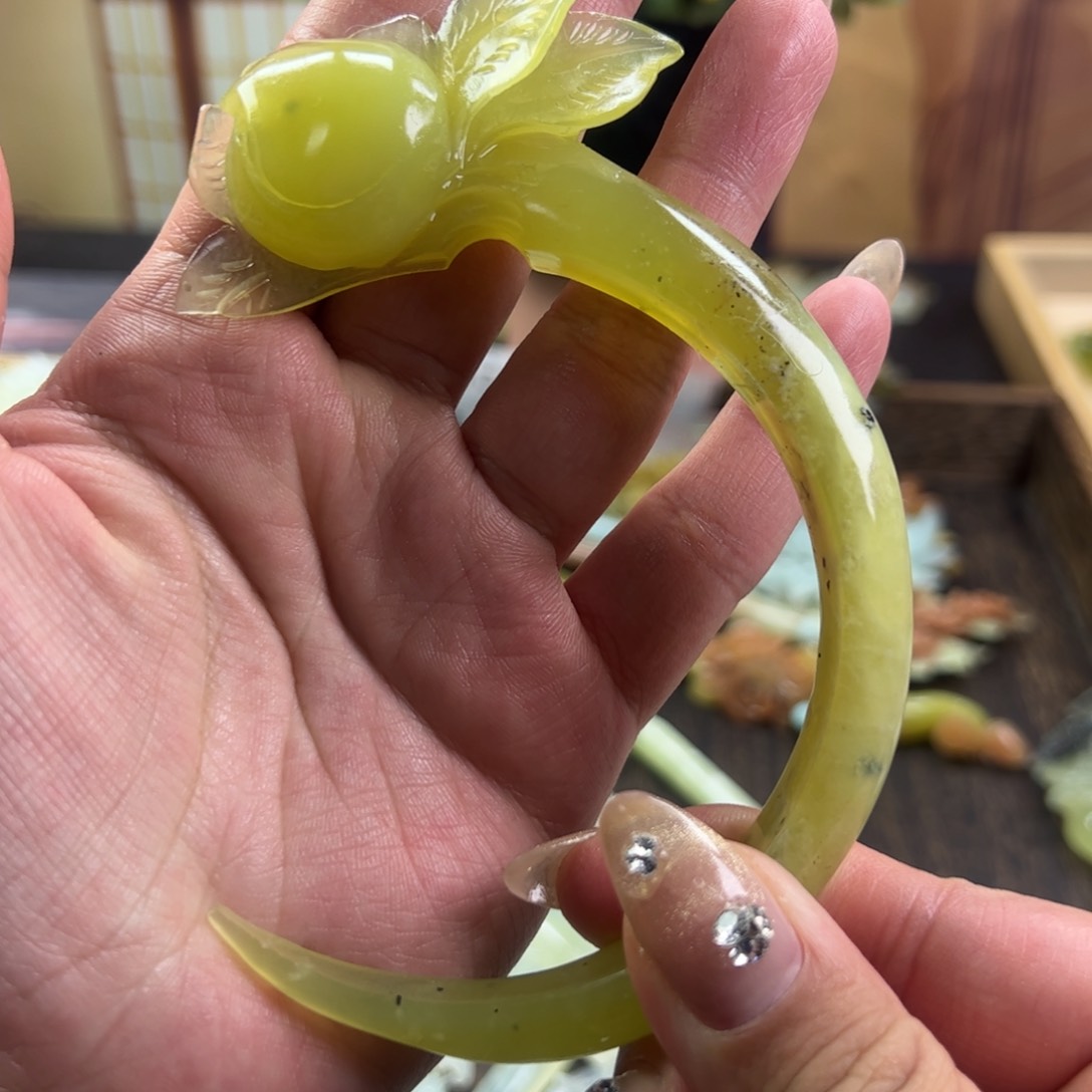 蛇纹石玉发簪未镶嵌