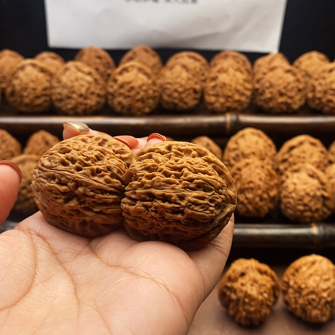 行***丸吊坠文玩核桃南疆937