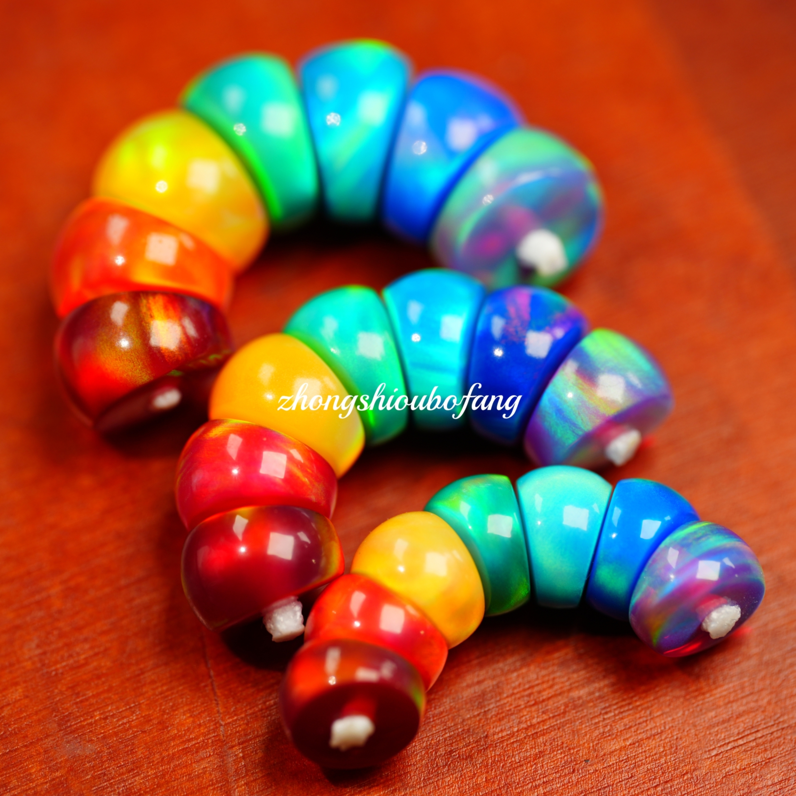 「ZHONG」8mm9mm10mm人造欧泊七彩蒜瓣猪大肠极光系列文玩手串配饰