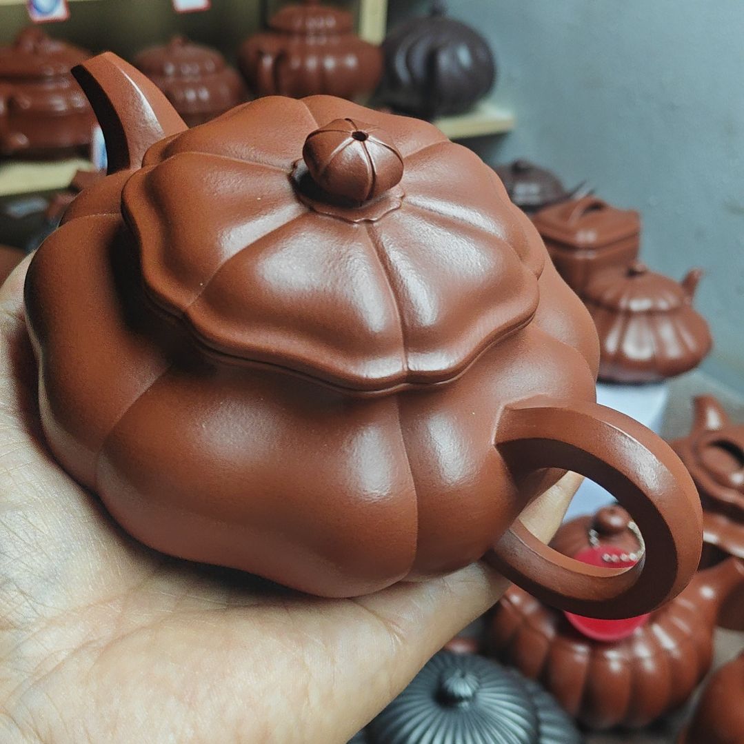 伊***o宜兴紫砂壶筋纹器半手工制作赵庄朱泥容量三佰左右
