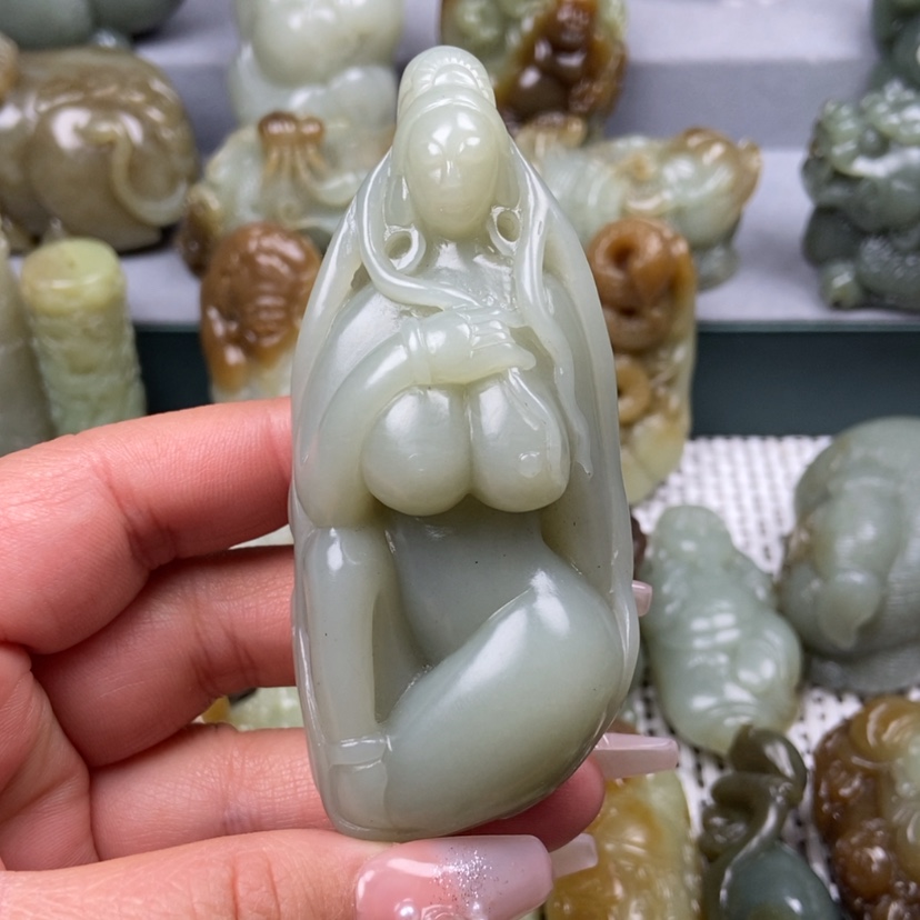 【闪购商品】和田玉把件未镶嵌梦****?