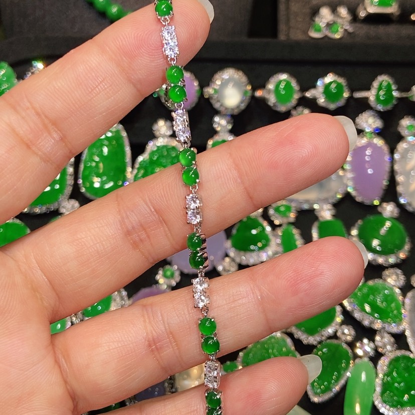 【闪购商品】未镶嵌翡翠手链天然翡翠