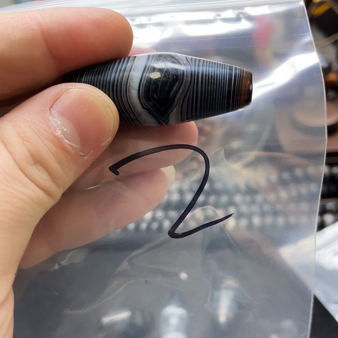 玛瑙/玉髓未镶嵌多样性发一条