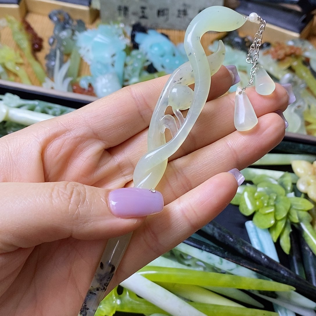 蛇纹石玉发簪未镶嵌