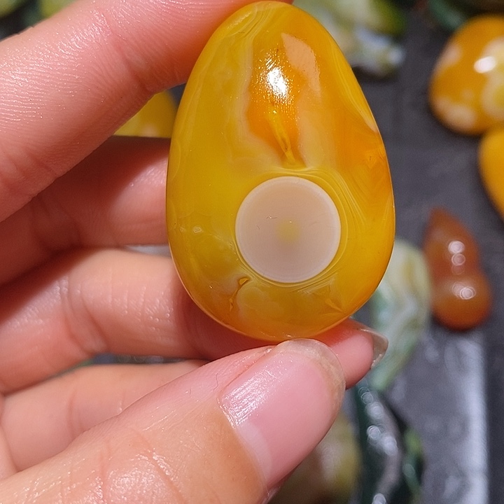 加***贝合金颈饰玛瑙/玉髓