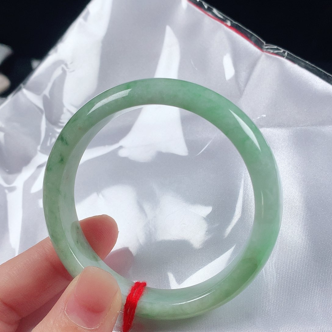 翡翠手镯未镶嵌54圈1519