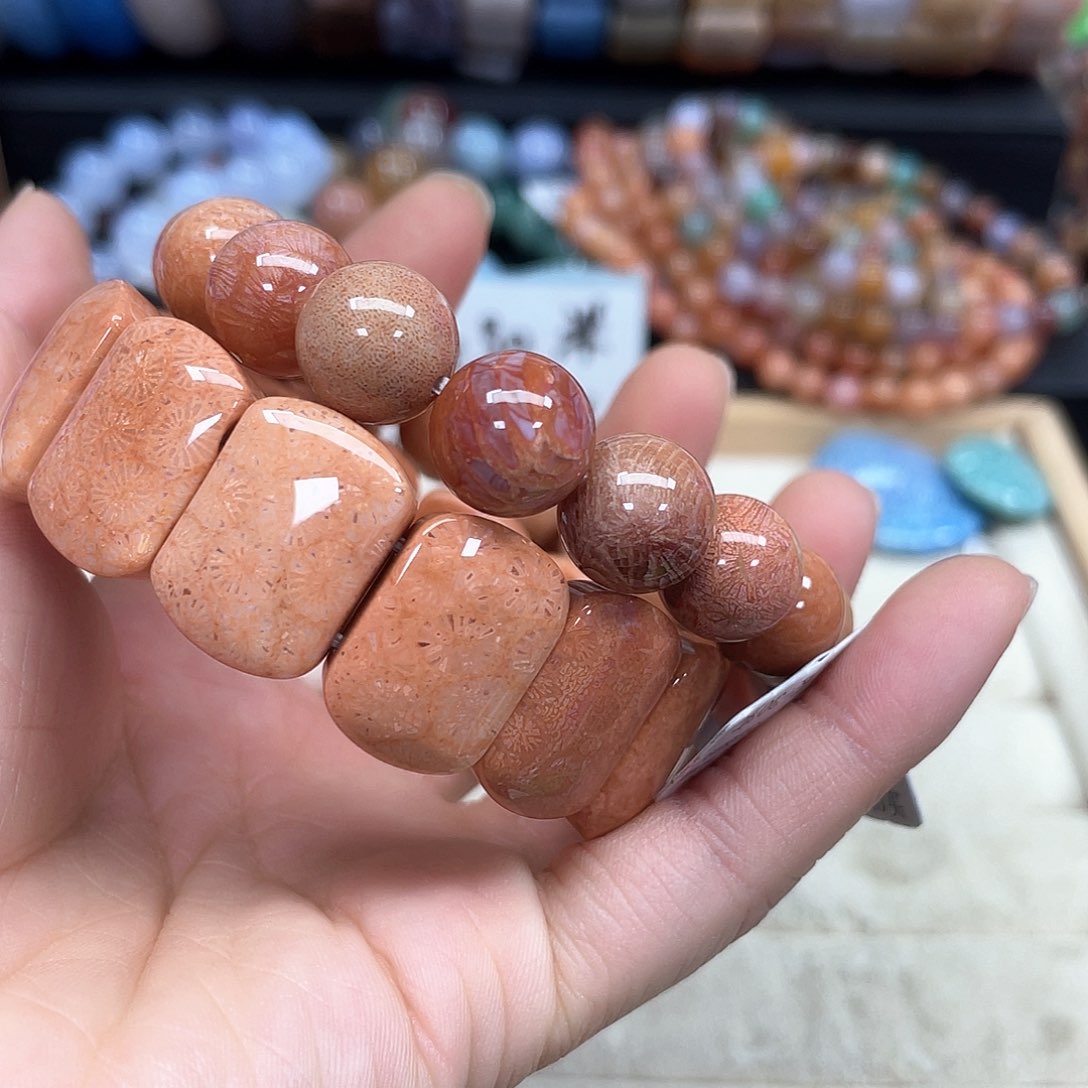 硅化珊瑚（珊瑚玉）未镶嵌手串奥**✌225