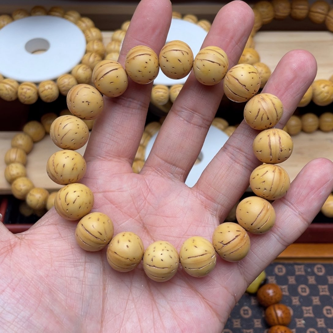 桃核手串林*奶油核光珠