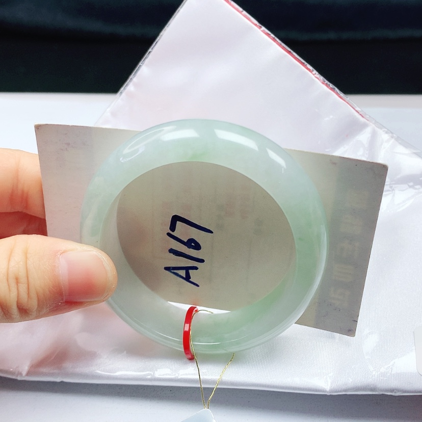【闪购商品】翡翠手镯未镶嵌55➕圈口贵妃
