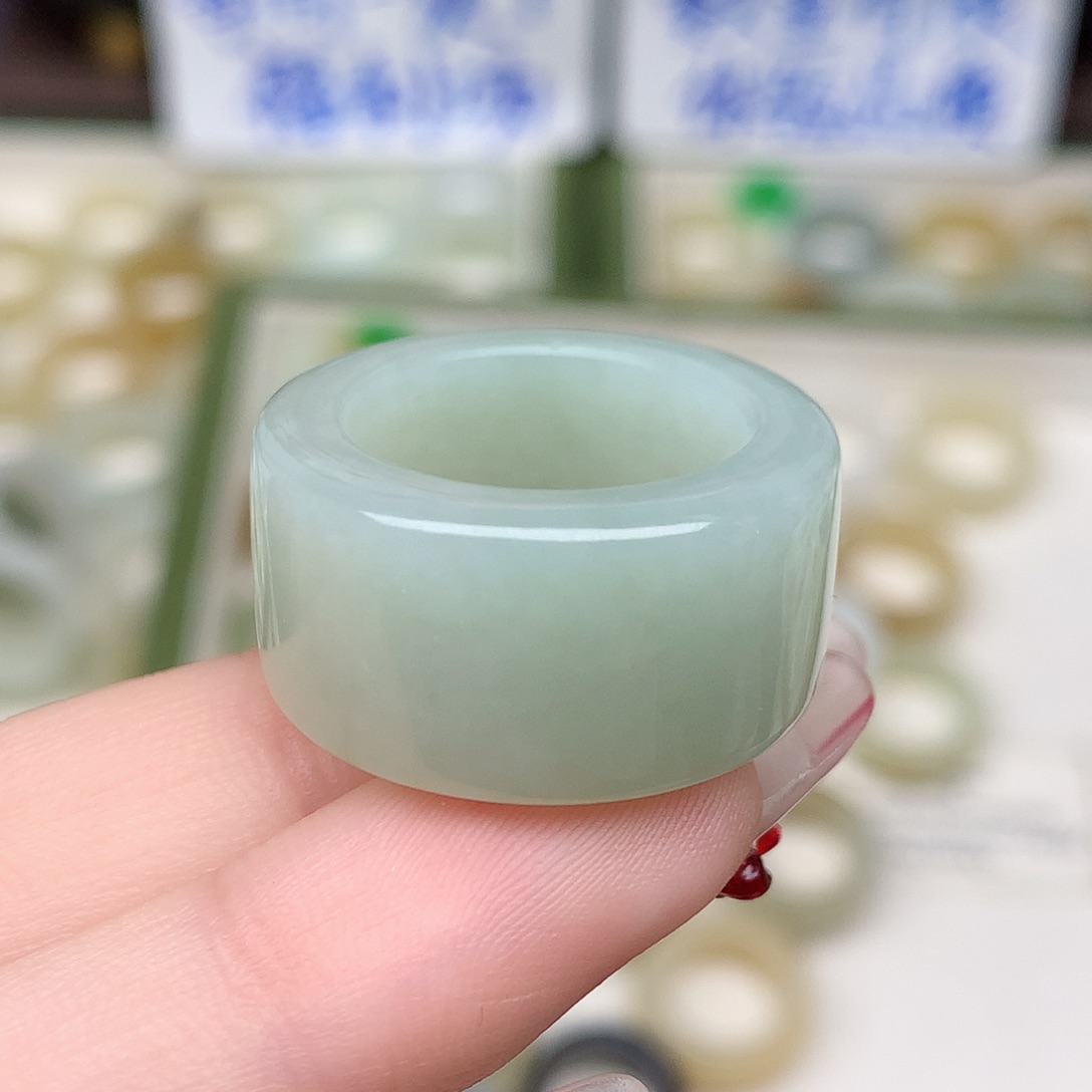 未镶嵌戒指和田玉15