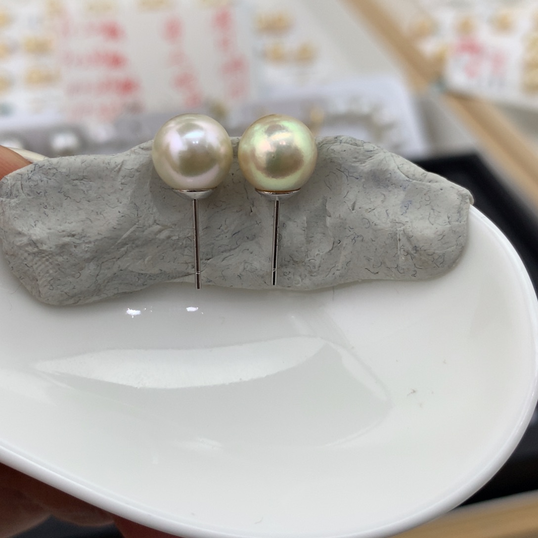 海水珍珠裸珠8/9mm干枯金素钉成品特价不退换