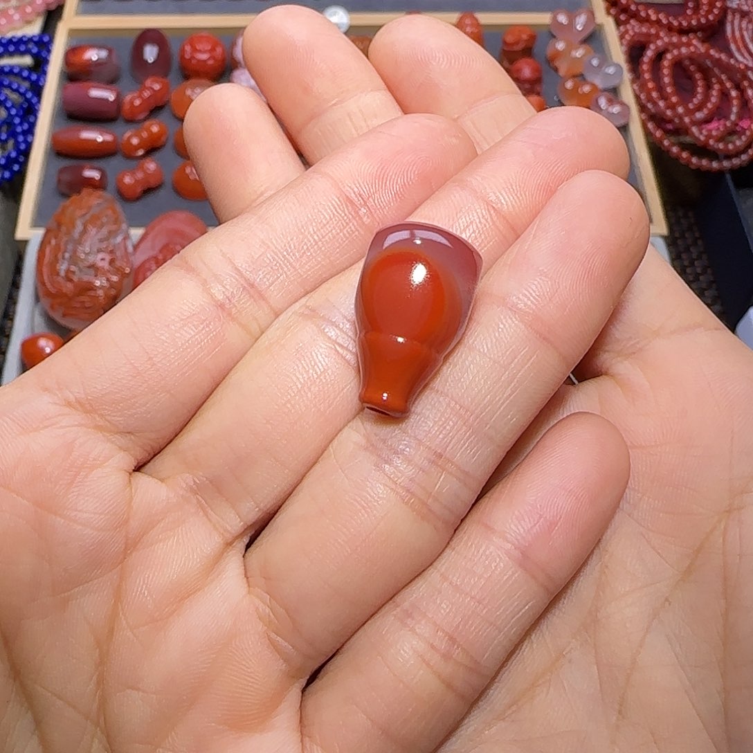 未镶嵌南红玛瑙珠宝奇石尔*