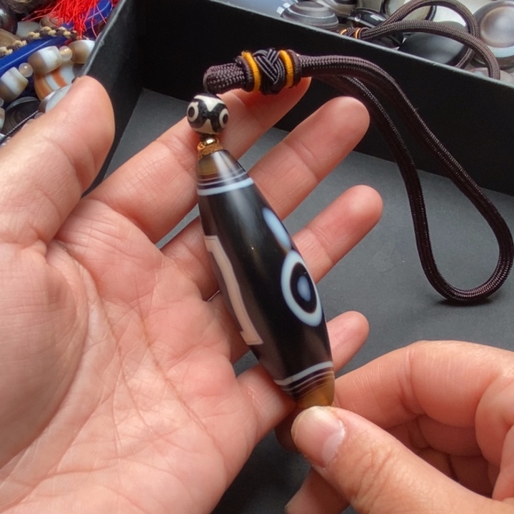 玛瑙/玉髓颈饰未镶嵌过**生