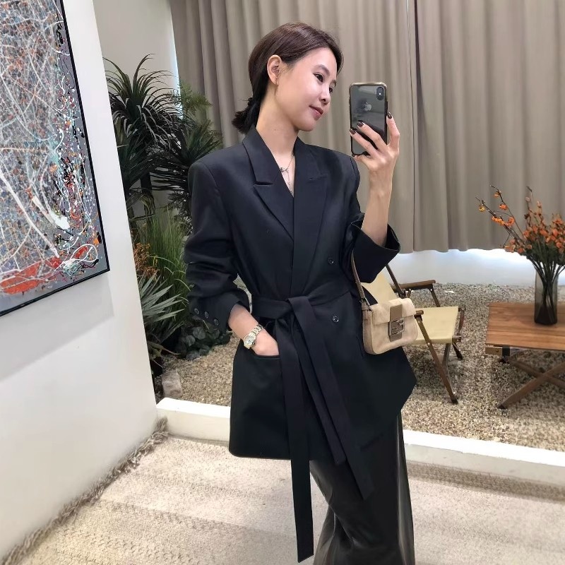 小西装外套女2025新款春秋装今年流行休闲宽松高级感绑带西服