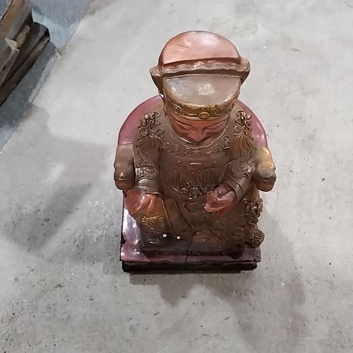 瓷器黄色的形状的心**静