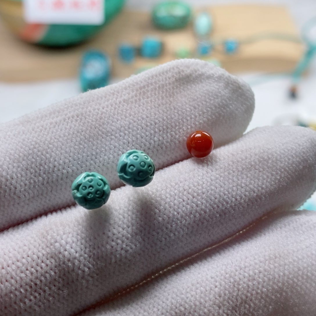 南红玛瑙颈饰未镶嵌