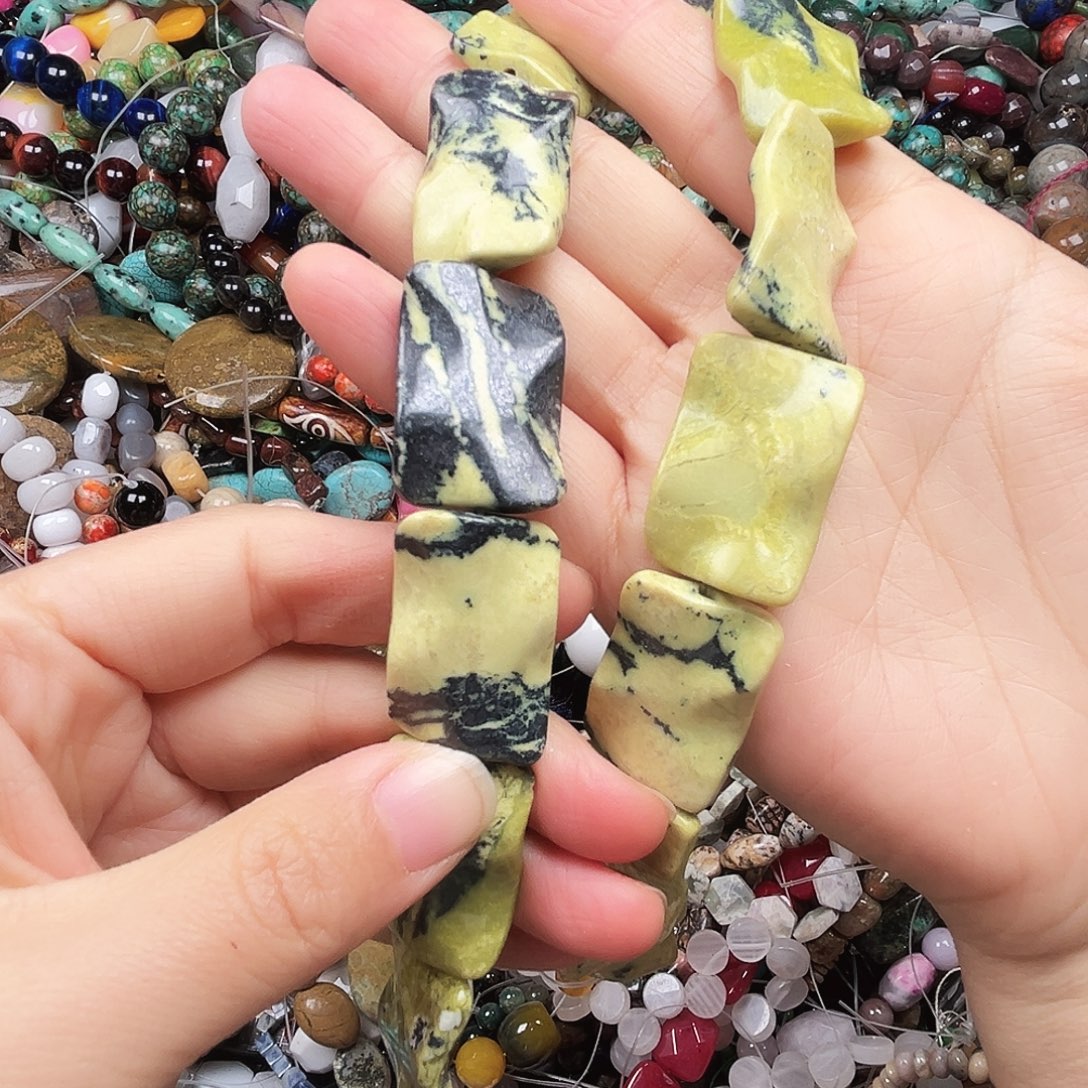 玛瑙/玉髓未镶嵌珠宝半成品松