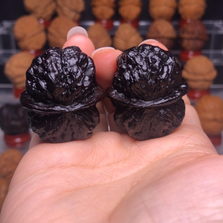 文玩核桃吊坠10血舍利