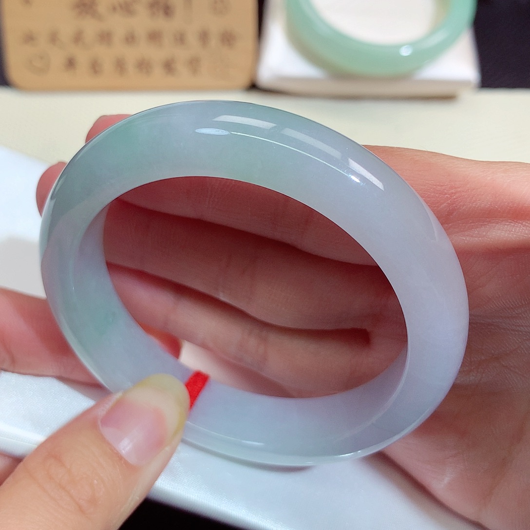 翡翠未镶嵌手镯282