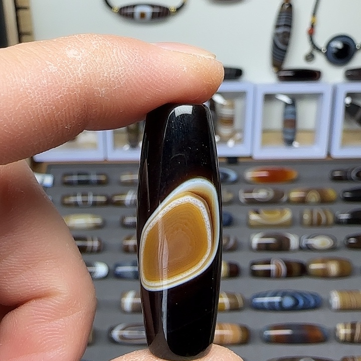 玛瑙/玉髓合金颈饰