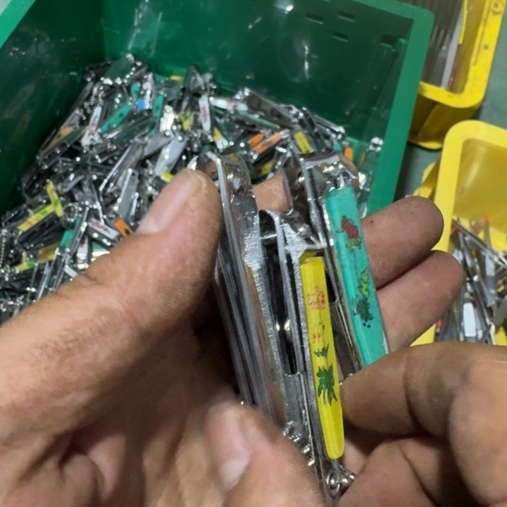 软胶指甲刀小号花的三个