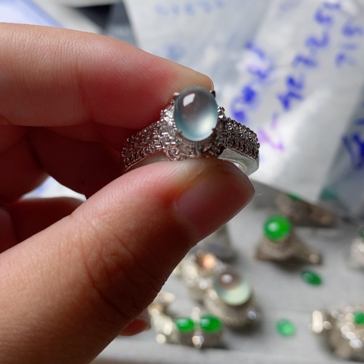 翡翠戒指未镶嵌翡翠冰种