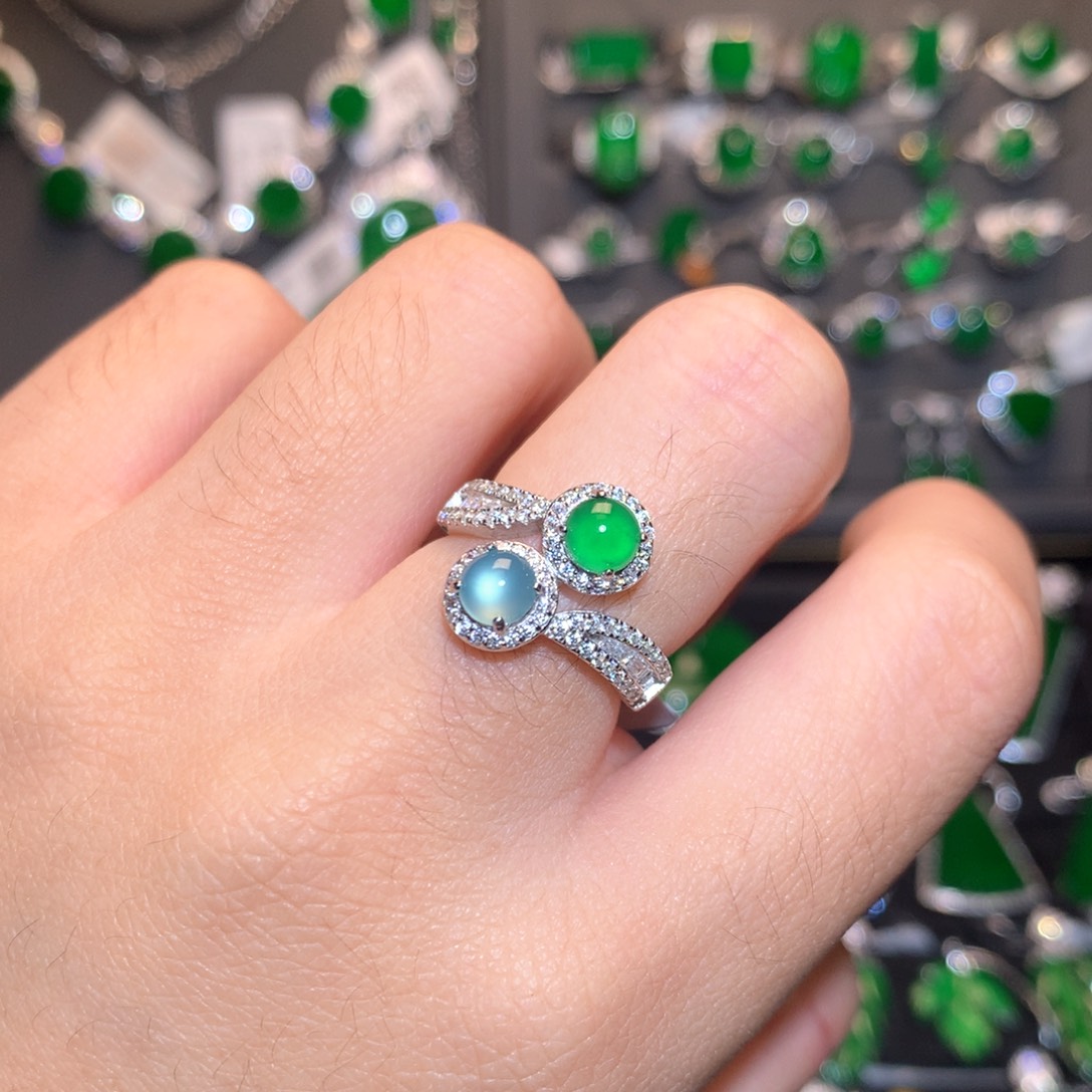 翡翠戒指银S925镶嵌蛋面