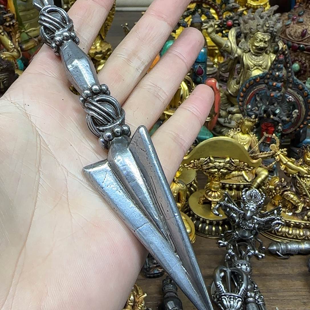 【闪购商品】阳****儿杂项旧货工艺品等