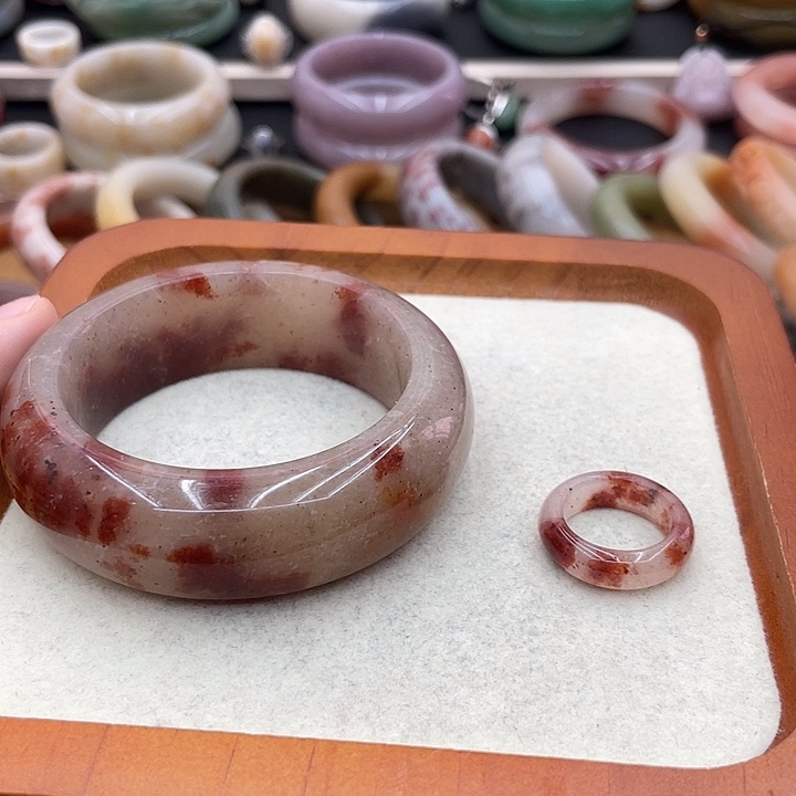 石英质玉圈口52未镶嵌?*静