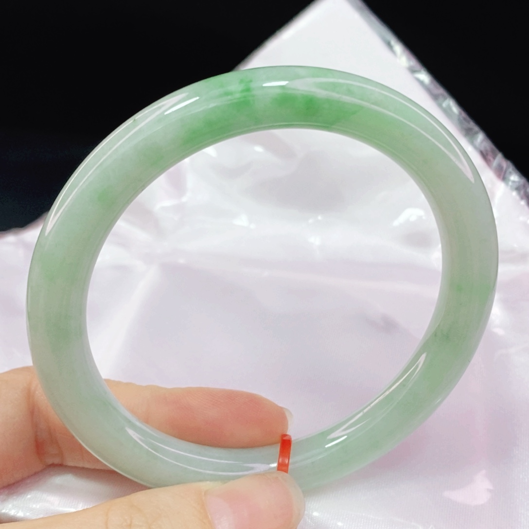 未镶嵌手镯翡翠58.5圆镯