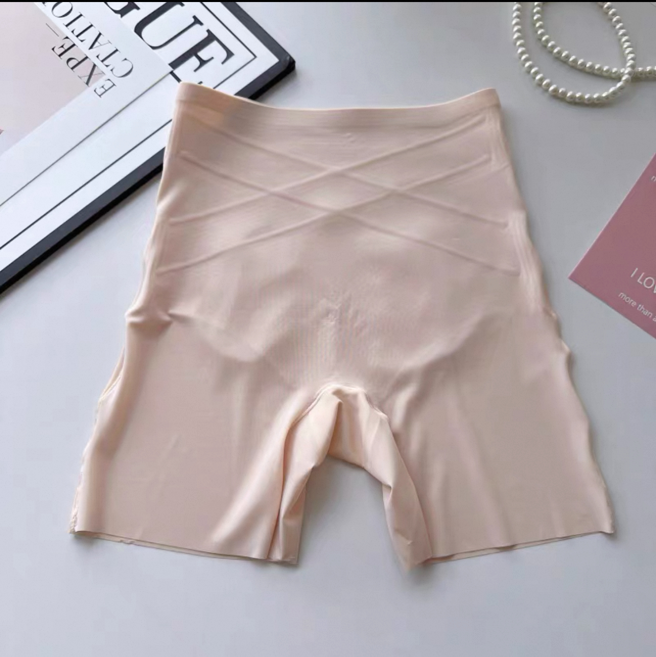 【伊家】新款升级版高腰无痕收腹提臀底裤二合一防走光底裤no退no换