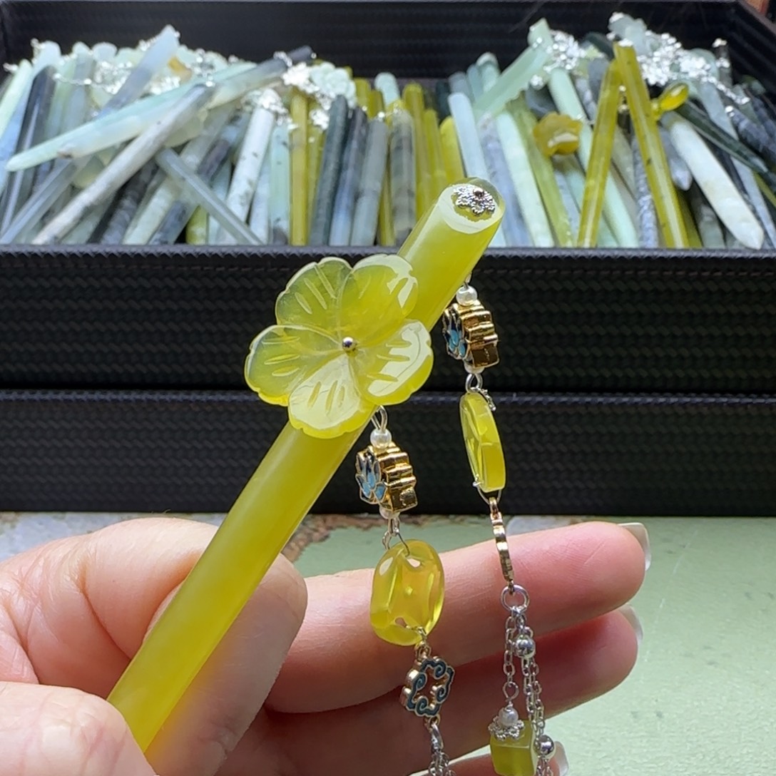 蛇纹石玉未镶嵌发饰