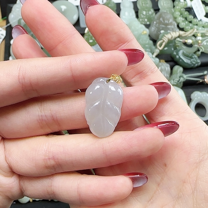 和田玉18K金镶嵌颈饰