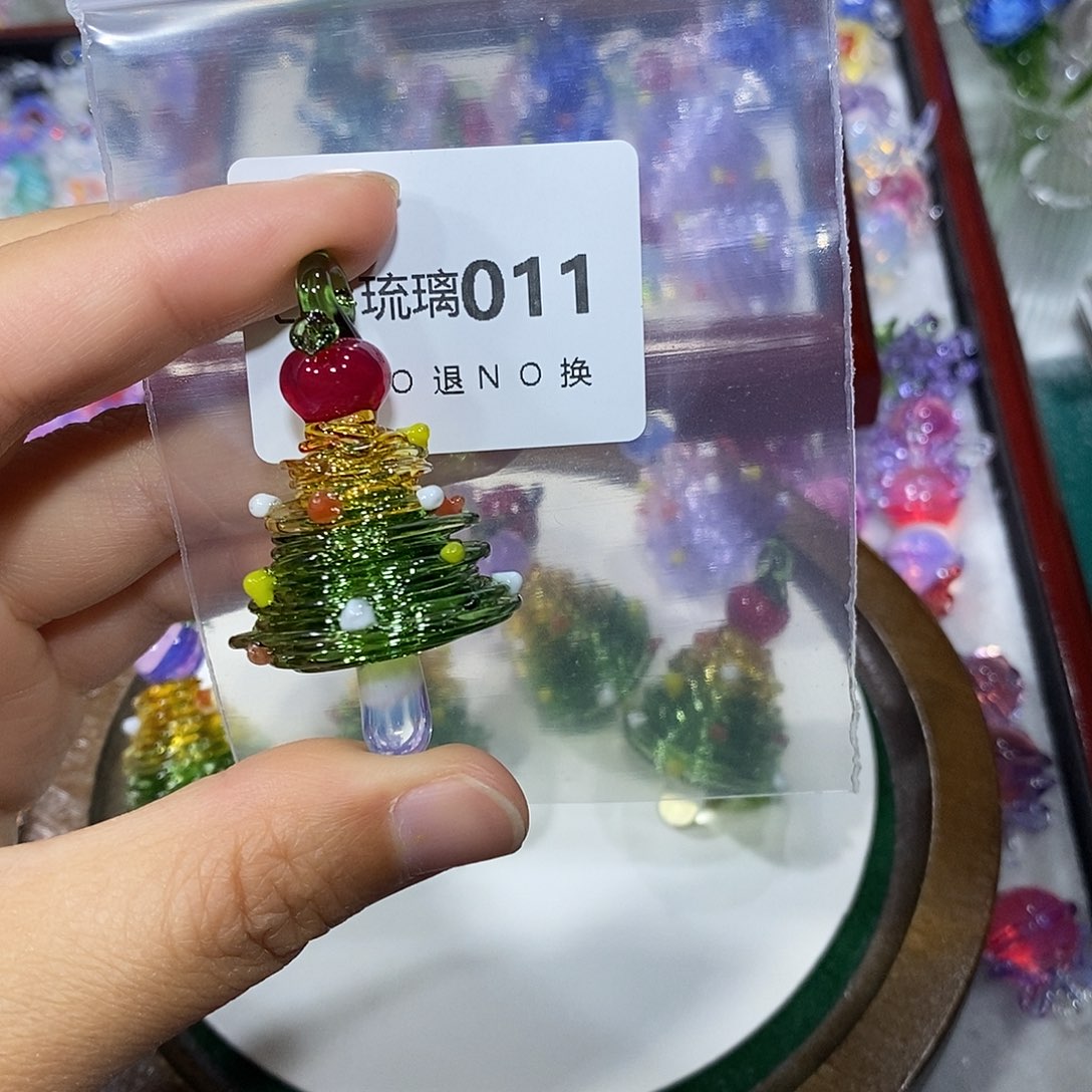 玻璃颈饰11圣诞树一个