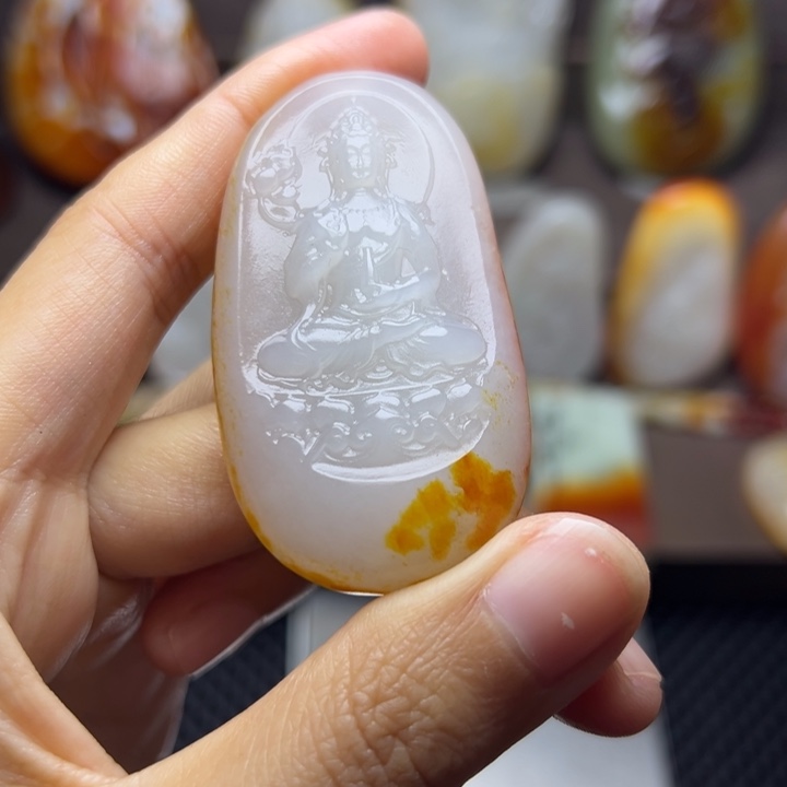 和田玉未镶嵌颈饰