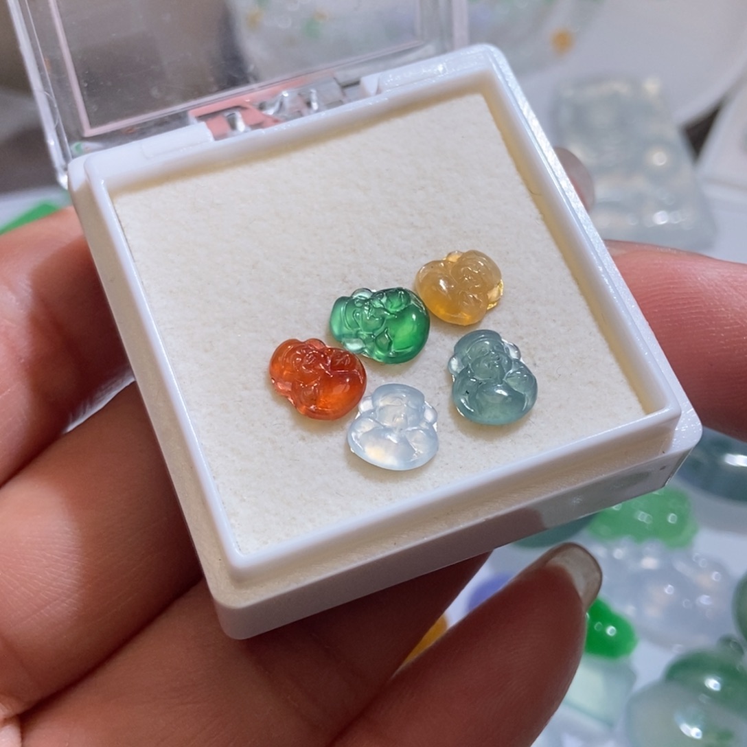 未镶嵌定制翡翠翡翠