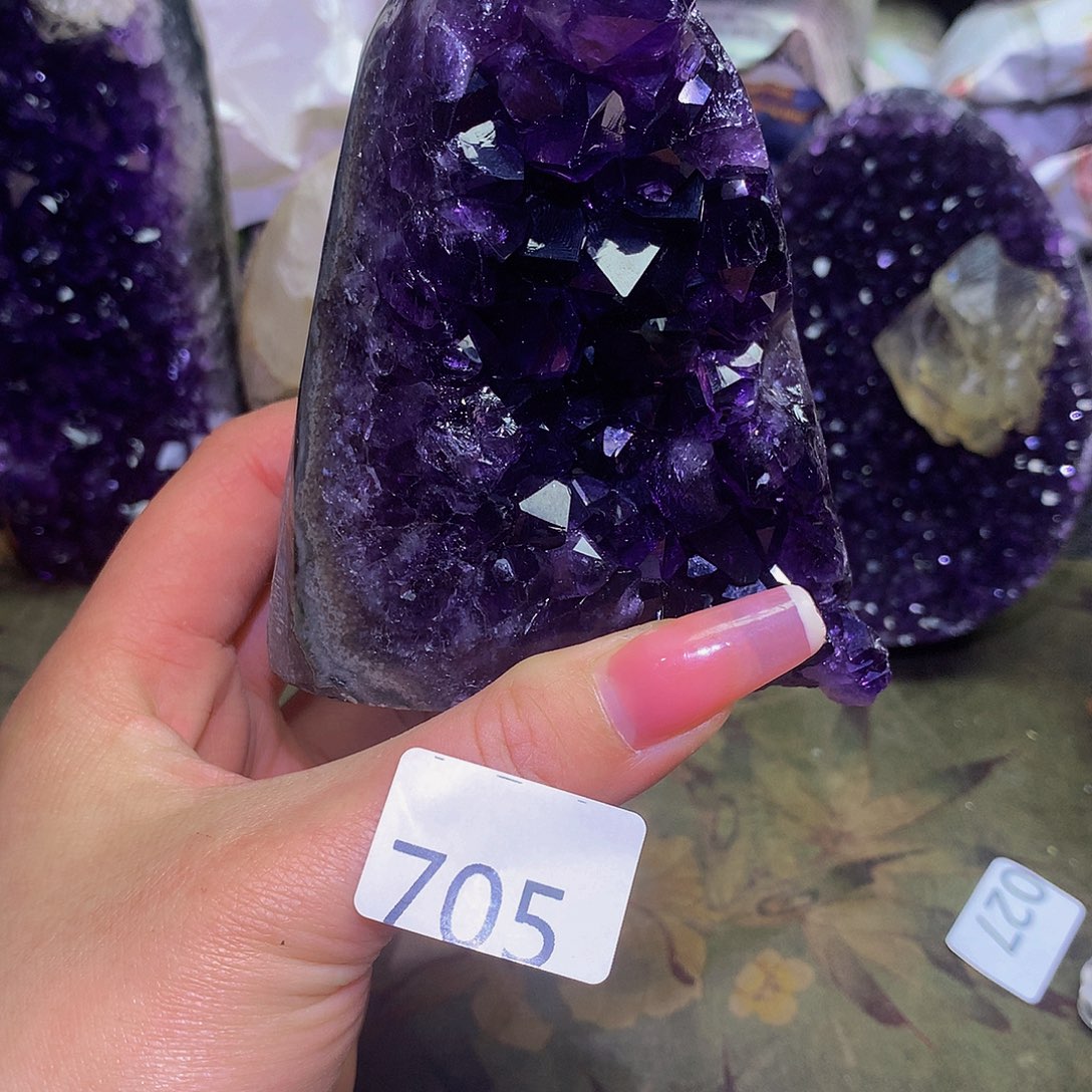 紫晶大型摆件（非配饰）未镶嵌
