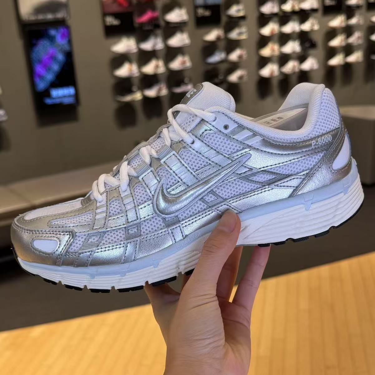 NIKE/耐克【流光机能风】P-6000女子新款复古休闲老爹鞋BV1021106