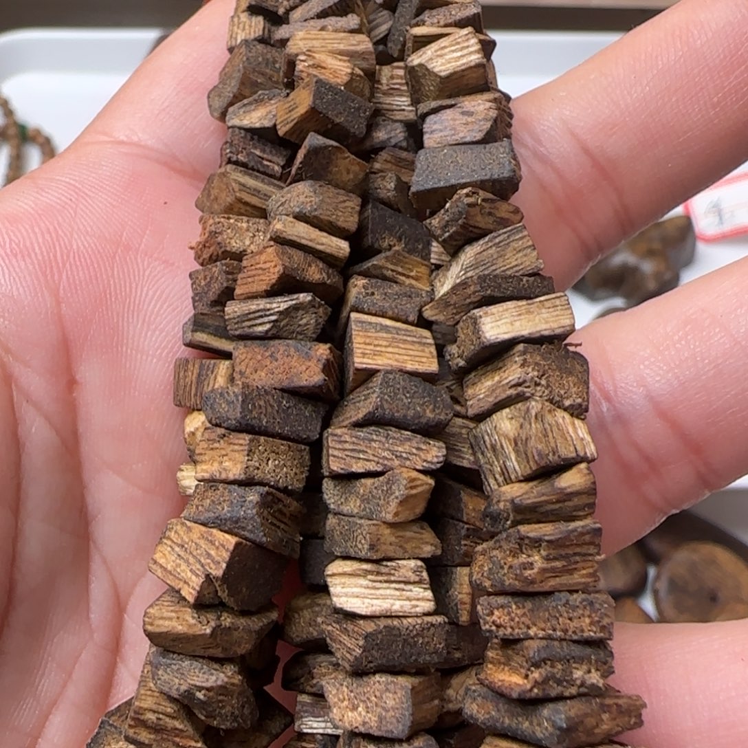 沉香沉香枕车挂小料