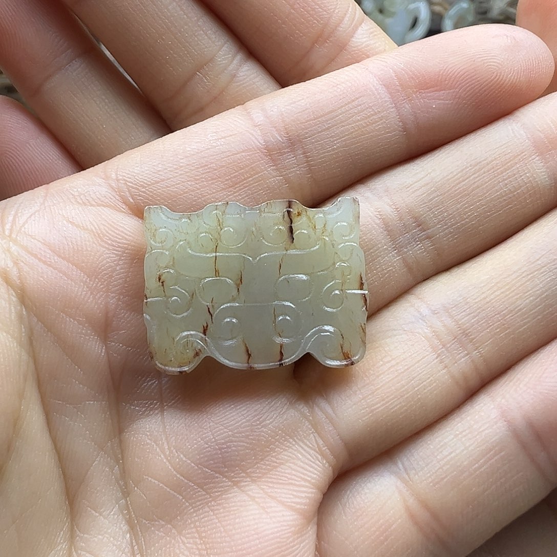 和田玉（糖玉）未镶嵌挂件