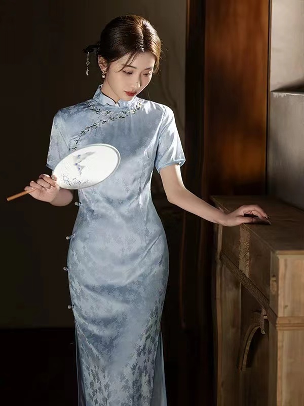 323-蓝色 国风 刺绣小花 改良 旗袍
