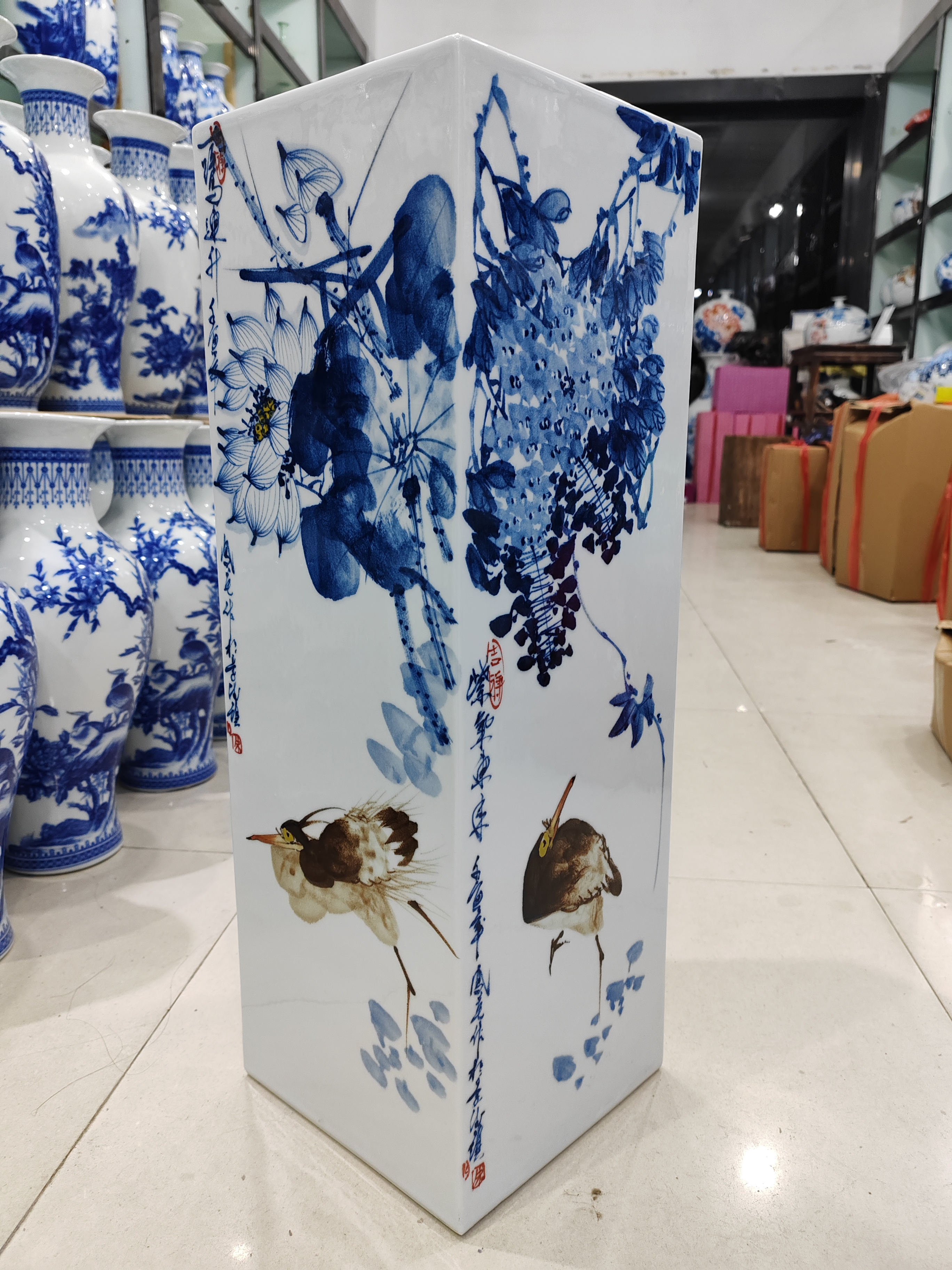 景德镇陶瓷四方瓶镶器