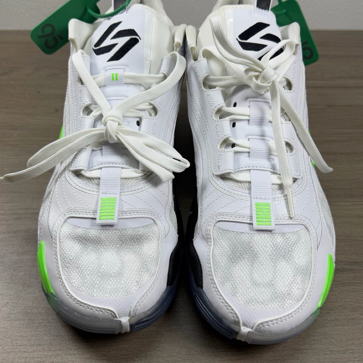 46码/卢卡2白绿实战篮球鞋