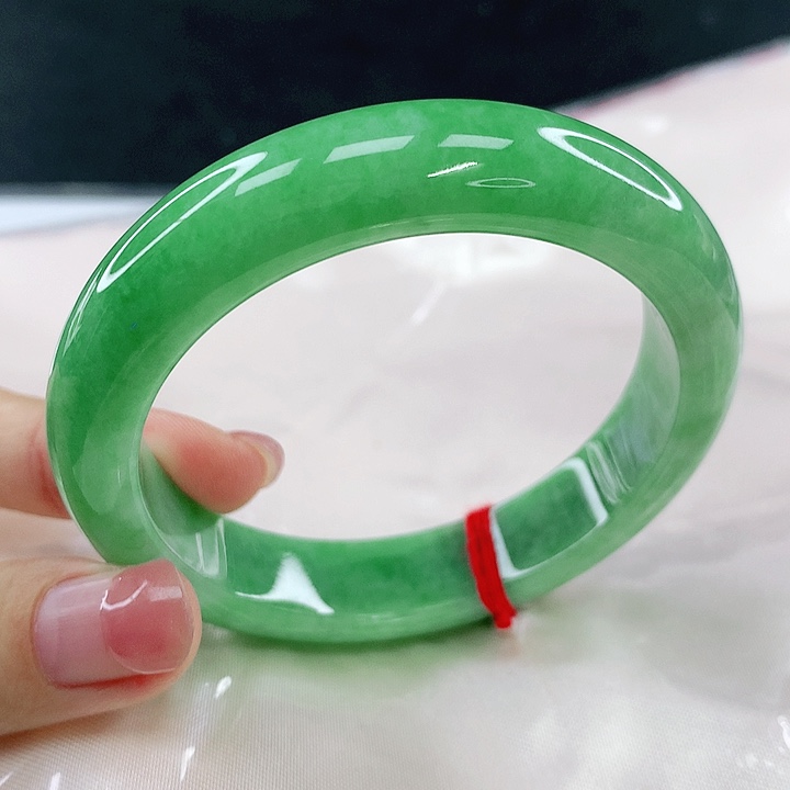 翡翠未镶嵌手镯圈54.6，15071