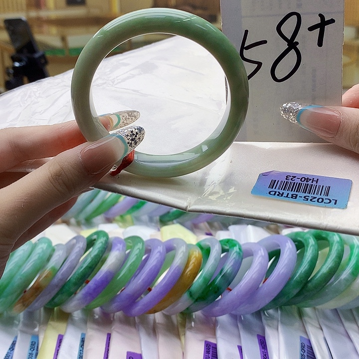 翡翠未镶嵌手镯uu