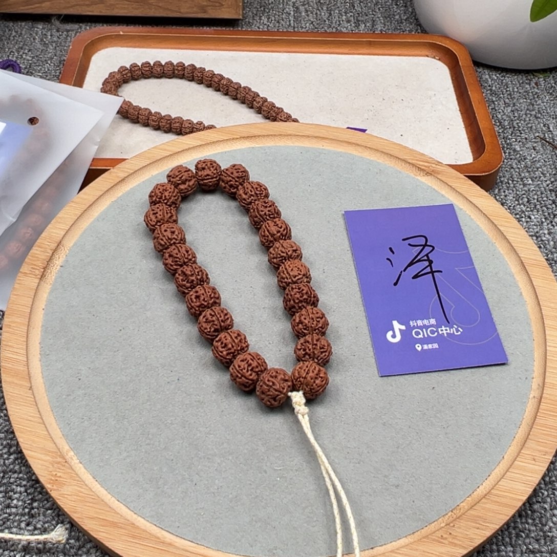 L***、吊坠金刚菩提金刚