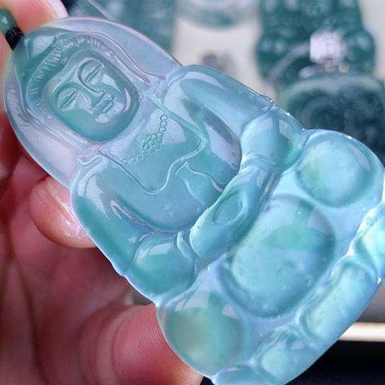 【闪购商品】翡翠颈饰未镶嵌天然翡翠